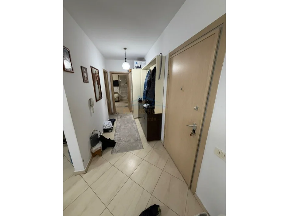 Tirane, shes apartament 1+1 Kati 3, 89 m² 210.000 €