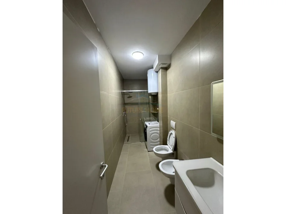 Tirane, jepet me qera apartament 1+1+Ballkon Kati 5, 64 m² 600 € (Jordan Misja)