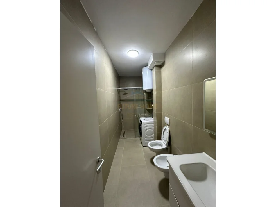 Tirane, jap me qera apartament 1+1+Ballkon Kati 5, 64 m² 600 € 