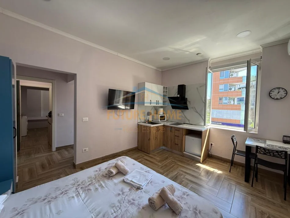 Tirane, shitet apartament 2+1+Ballkon Kati 3, 61 m² 185.000 € (Stadiumi Dinamo)