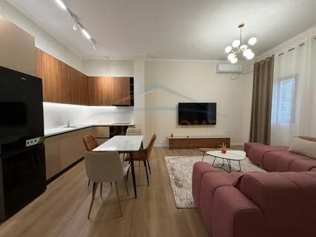 Tirane, shitet apartament 2+1+2+Ballkon Kati 1, 106 m² 148.000 € (Fresk)