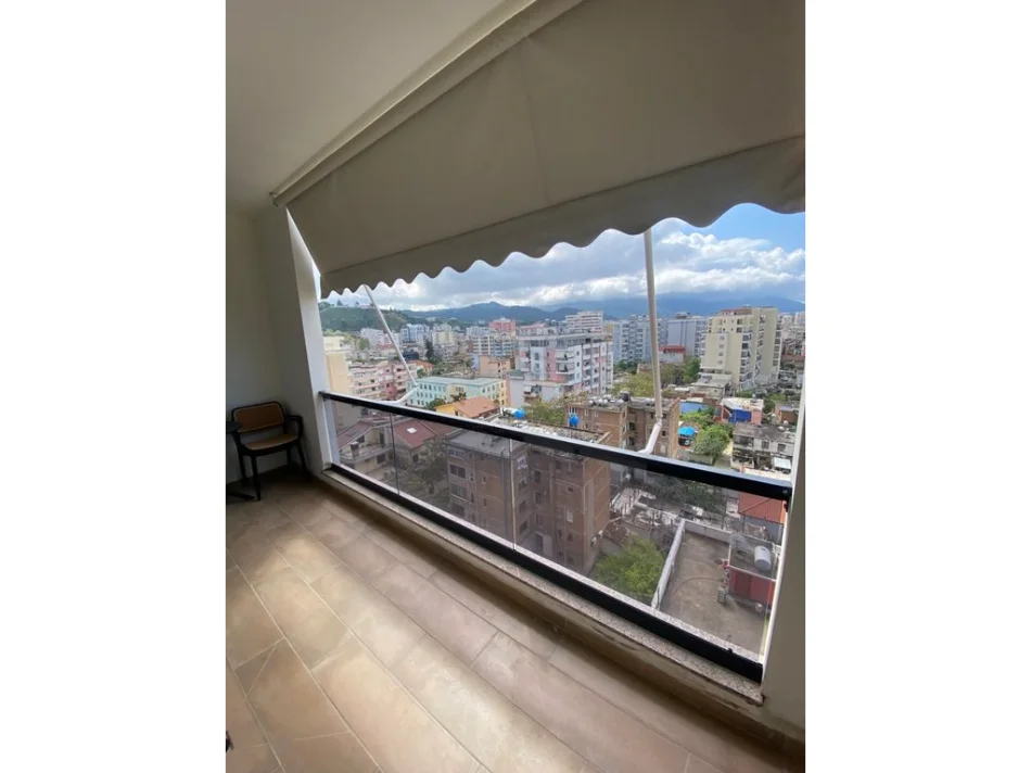 Vlore, shitet apartament 2+1+Ballkon Kati 8, 108 m² 165.000 € (Trasballkanike)