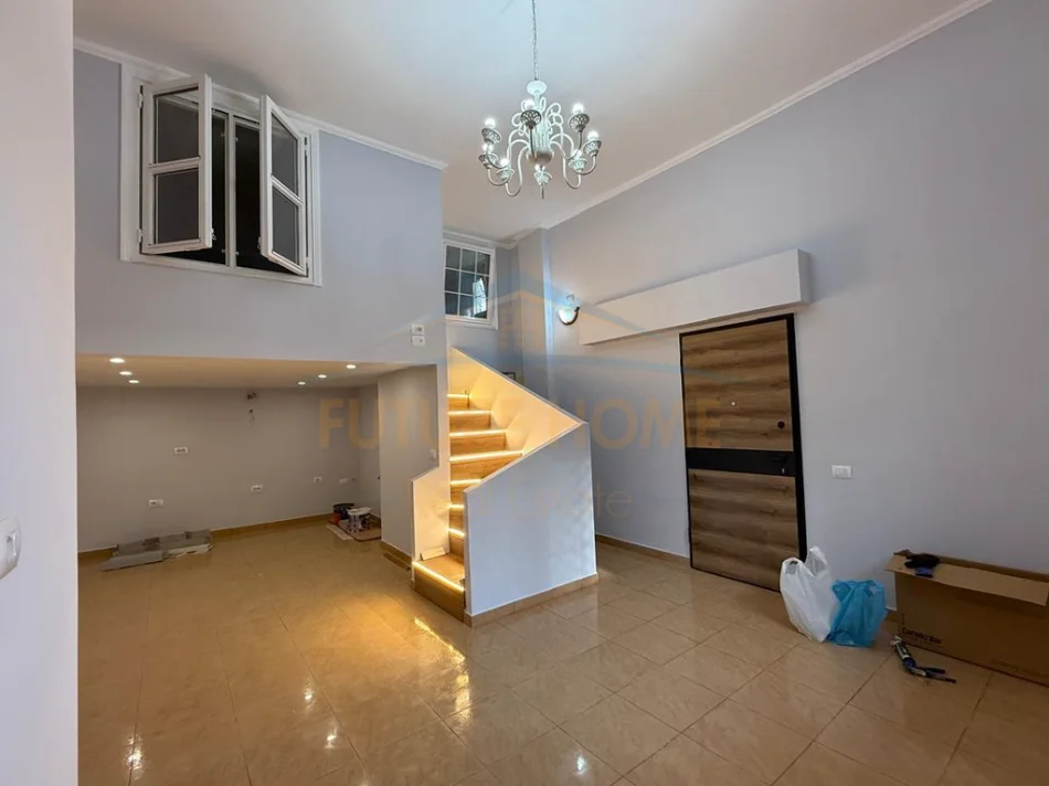 Tirane, shitet apartament duplex Kati 0-1 , 45 m² 85.000 € (Rruga Shefqet Kuka , Fresk)