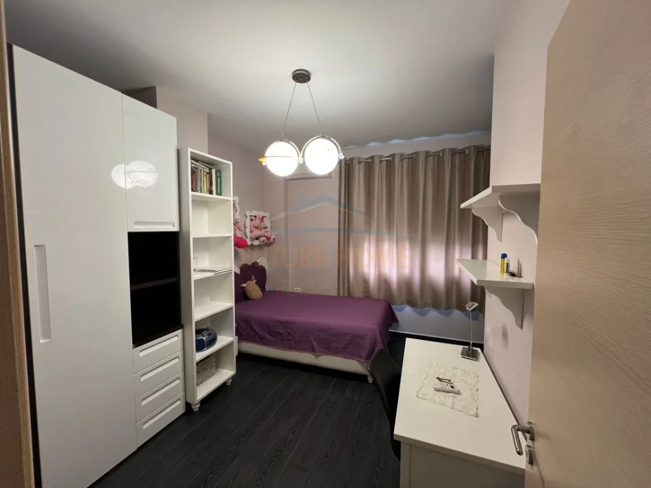 Tirane, jepet me qera apartament 2+1+Ballkon Kati 2, 98 m² 800 € (Don Bosko)