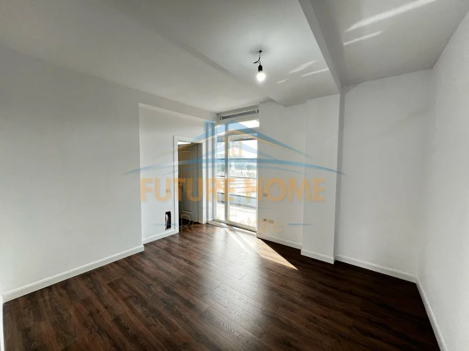 Tirane, shitet apartament 2+1+2 Poste Parkimi, Kati 5, 116 m² 280.000 € (Sauk, prane Restorant Xibraku)