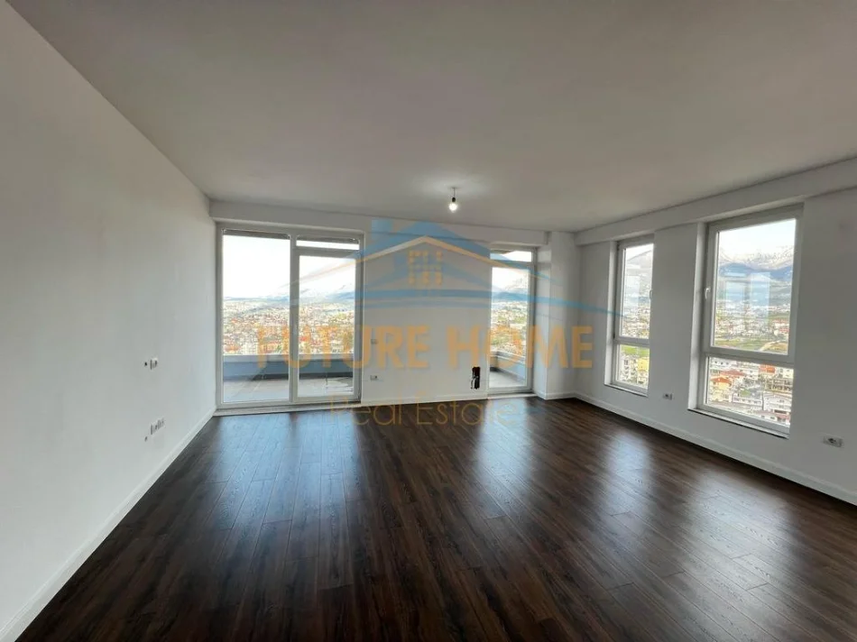 Tirane, shitet apartament 2+1 Kati 5, 116 m² 280.000 € (SAUK)