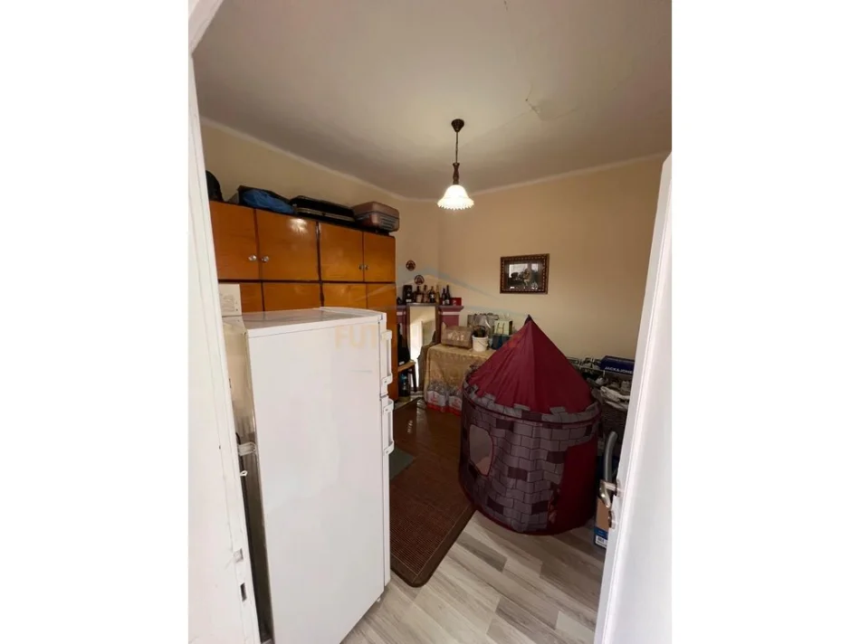 Durres, shitet shtepi 2+1 Kati 1, 142 m² 150.000 € 