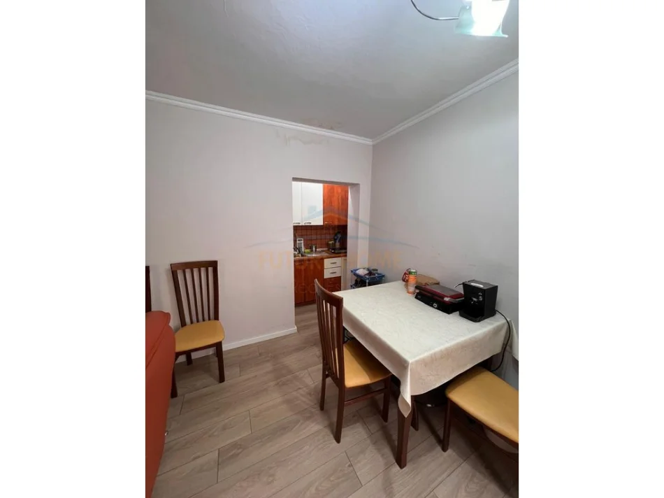Durres, shitet shtepi 2+1 Kati 1, 142 m² 150.000 € 