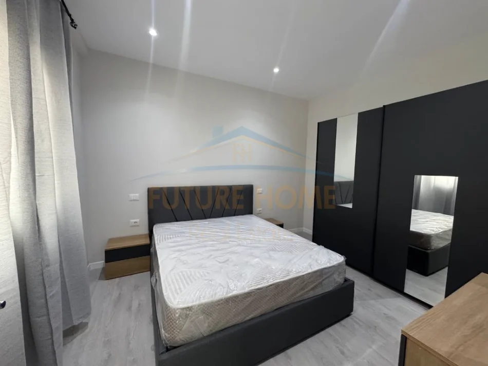 Tirane, jepet me qera apartament 1+1+Ballkon Kati 4, 60 m² 450 € (Kodra e Priftit)