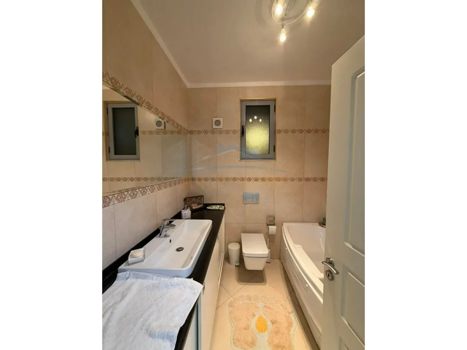 Tirane, shitet apartament duplex Dublex Kati 7, 138 m² 190.000 € (Misto Mame)