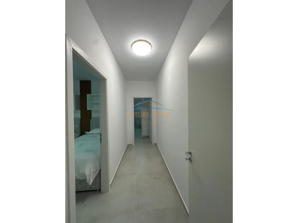 Tirane, jepet me qera apartament 2+1 Kati 6, 99 m² 900 € (Shkolla e Kuqe)