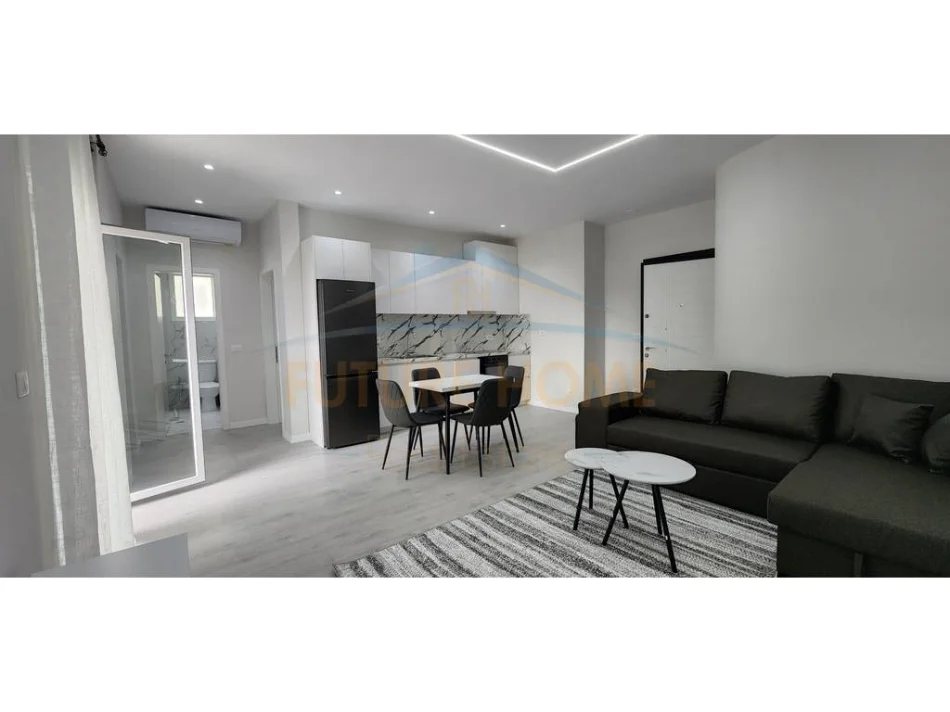 Tirane, jepet me qera apartament 2+1+Ballkon Kati 2, 90 m²550 € (kodra e priftit)