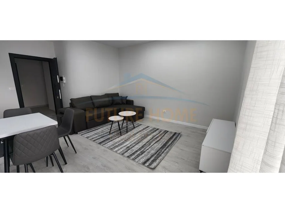 Tirane, jepet me qera apartament 2+1+Ballkon Kati 2, 90 m²550 € (kodra e priftit)