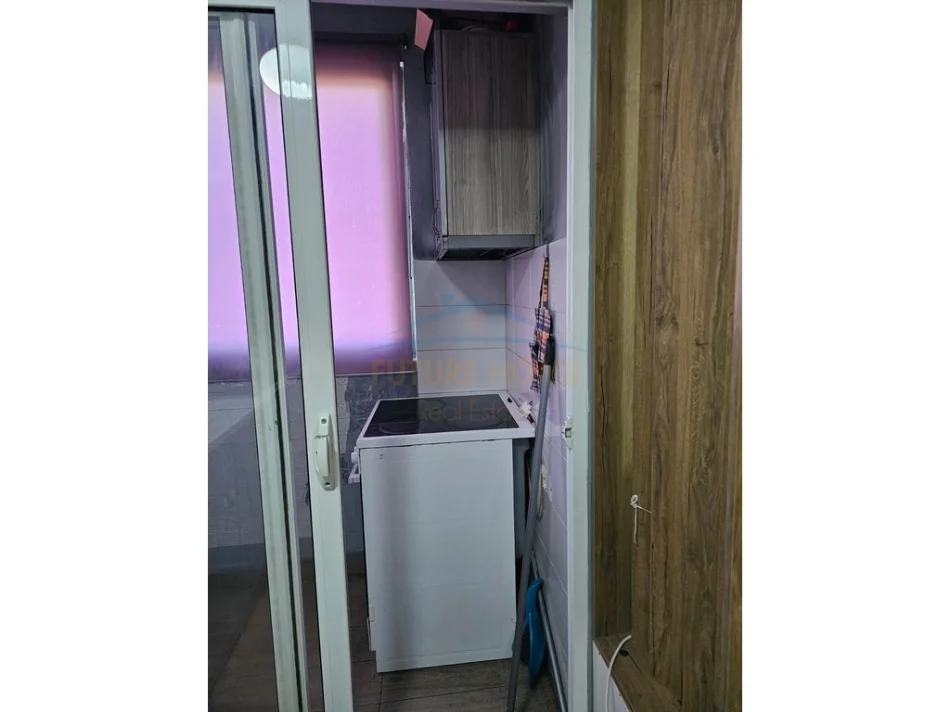 Tirane, jepet me qera apartament 2+1 Kati 5, 71 m² 600 € (Rruga Kongresi Manastirit)
