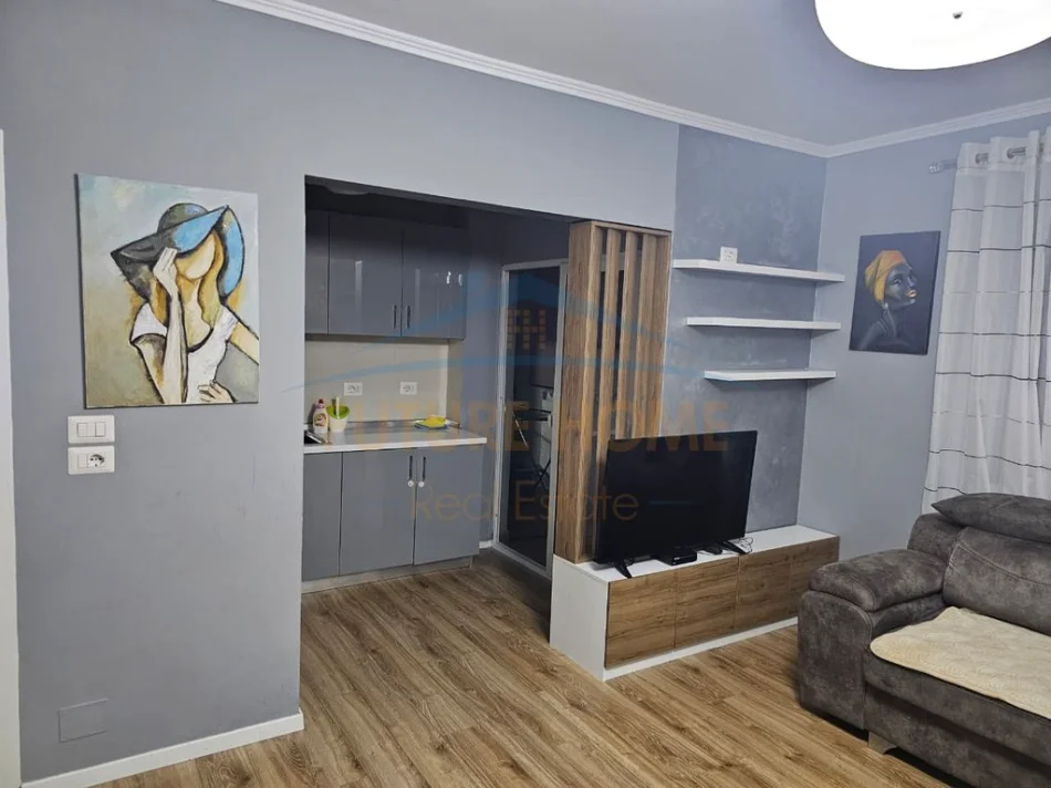 Tirane, jepet me qera apartament 2+1 Kati 5, 71 m² 600 € (Rruga Kongresi Manastirit)