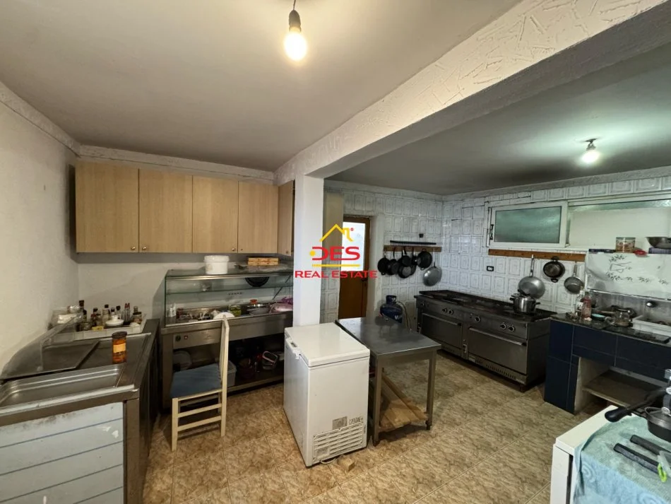 Vlore, jepet me qera 1 Katshe Kati 0, 35.000 € (Rruga Aleksandër Moisiu)