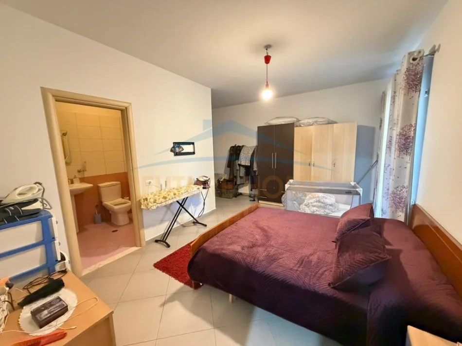 Tirane, shitet apartament 2+1+Ballkon Kati 8, 112 m² 170.000 € (Kompleksi Arlis, Arlis)