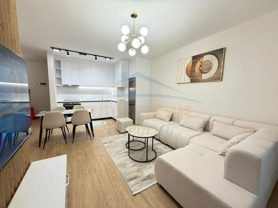 Tirane, shitet apartament 2+1+Ballkon Kati 7, 94 m²  totalisht i mobiluar dhe i investuar, 152.000 € (Yzberisht, prane Bar Stafa)