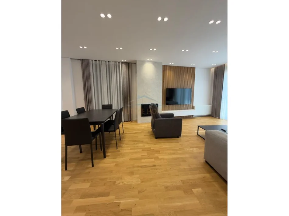 Tirane, jepet me qera Vile 3 Katshe Kati 0, 500 m² 3.500 € (teg)