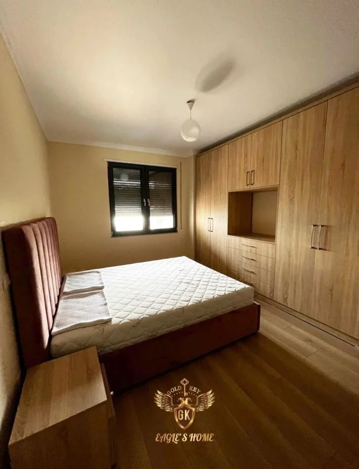 Durres, jepet me qera apartament 1+1+Ballkon Kati 5, 95 m² 701 € 