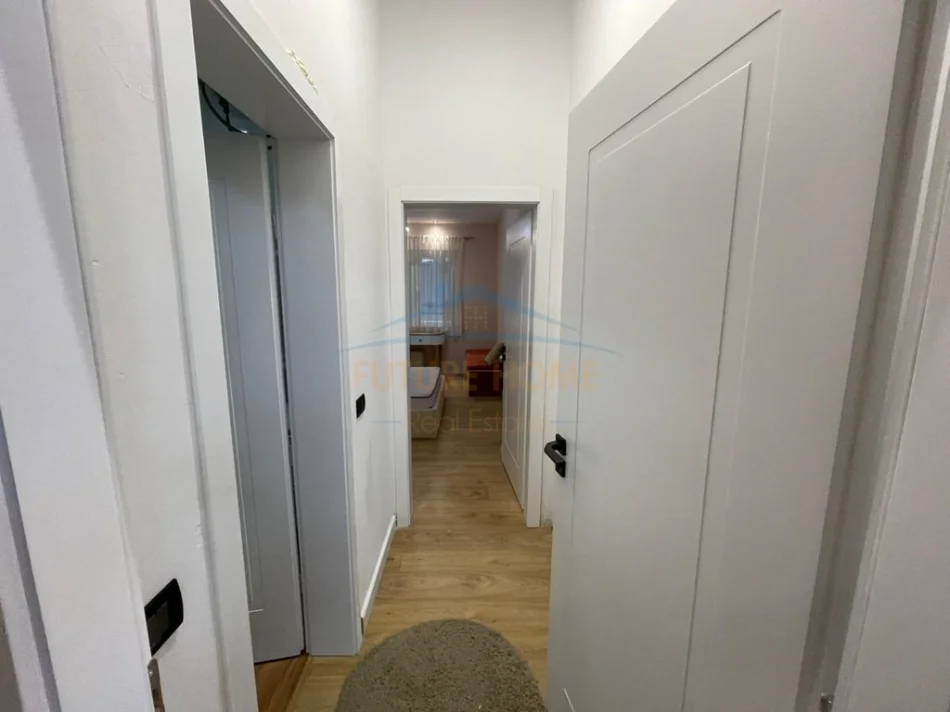 Tirane, jepet me qera apartament 2+1 Kati 1, 114 m² 550 € (Yzberisht, prane Nela 6,Tiranë.)