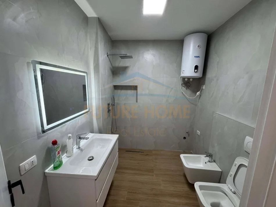 Tirane, shes apartament 2+1+Ballkon Kati 1, 88 m² 188.000 € (DON BOSKO)