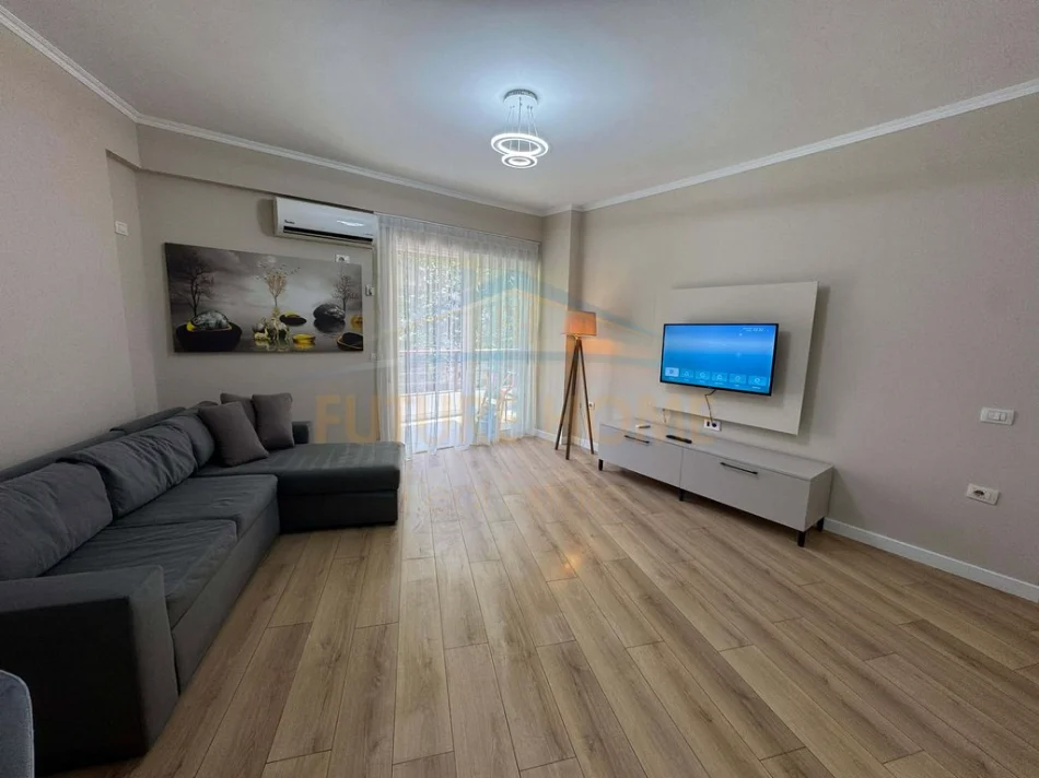 Tirane, shes apartament 2+1+Ballkon Kati 1, 88 m² 188.000 € (DON BOSKO)