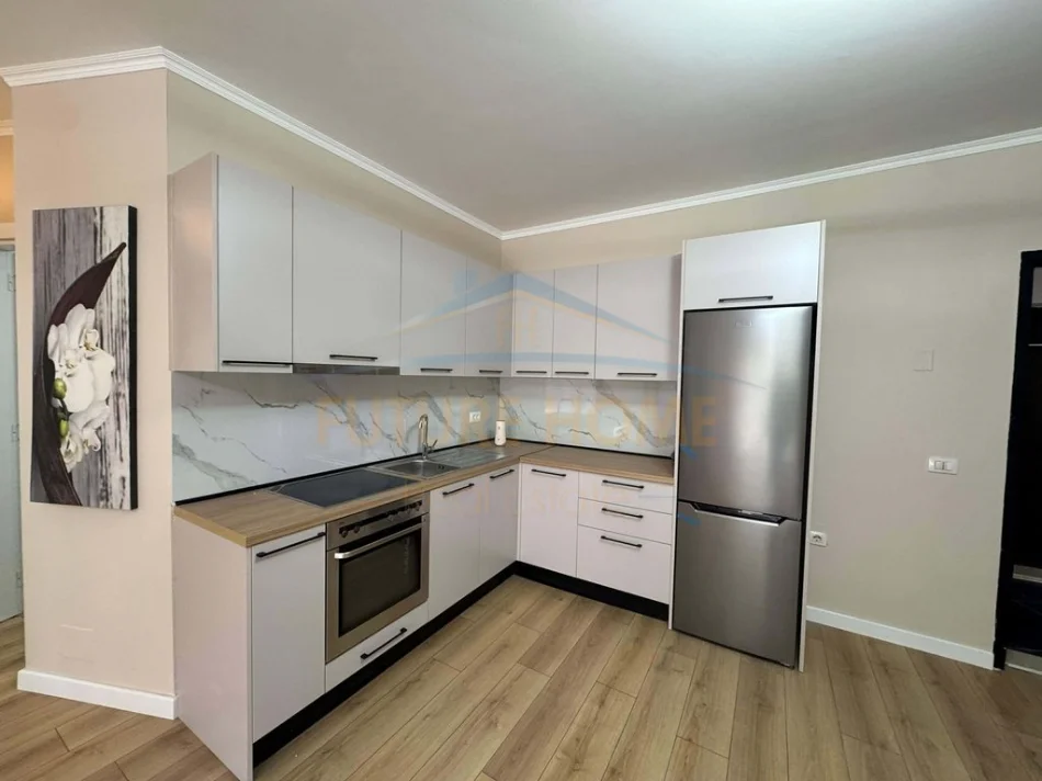 Tirane, shes apartament 2+1+Ballkon Kati 1, 88 m² 188.000 € (DON BOSKO)