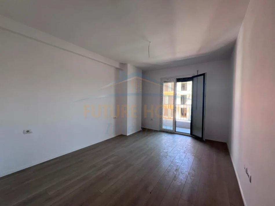 Tirane, shitet apartament 1+1 Kati 3, 84 m² 95.000 € (Color Splash Residence, Paskuqan)