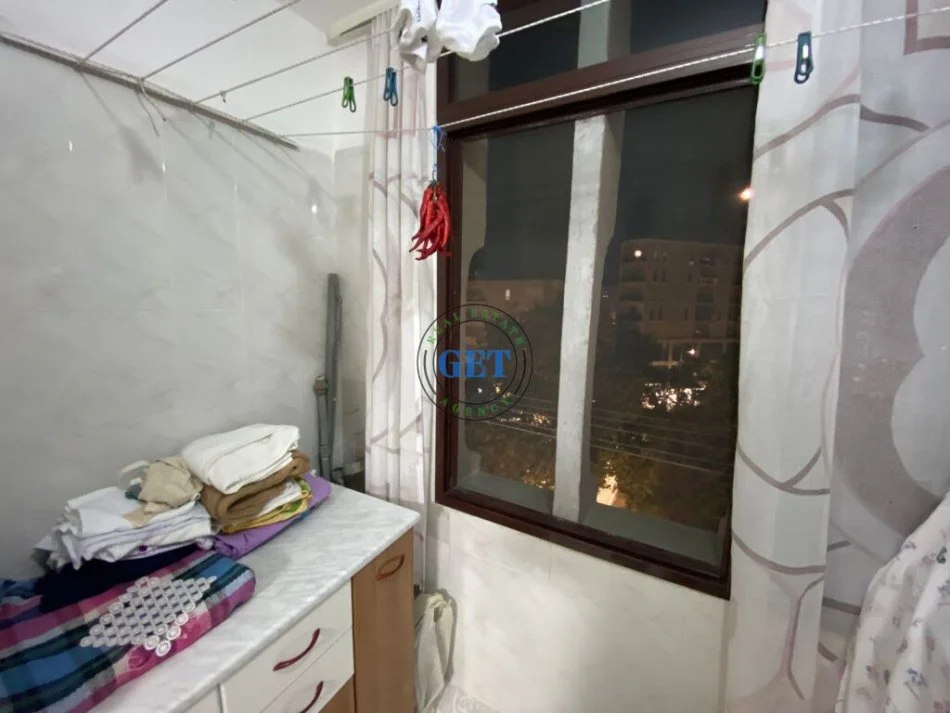 Shitet apartament 2+1 Kati 5, 85 m² 105.000 € (Sheshi Pranvera , Durres)