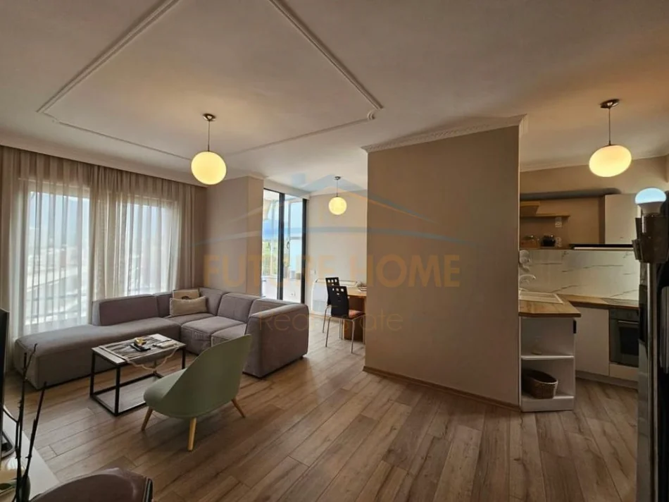 Tirane, jepet me qera apartament 2+1 Kati 11, 92 m² 1.500 € (Rruga e Kosovareve)