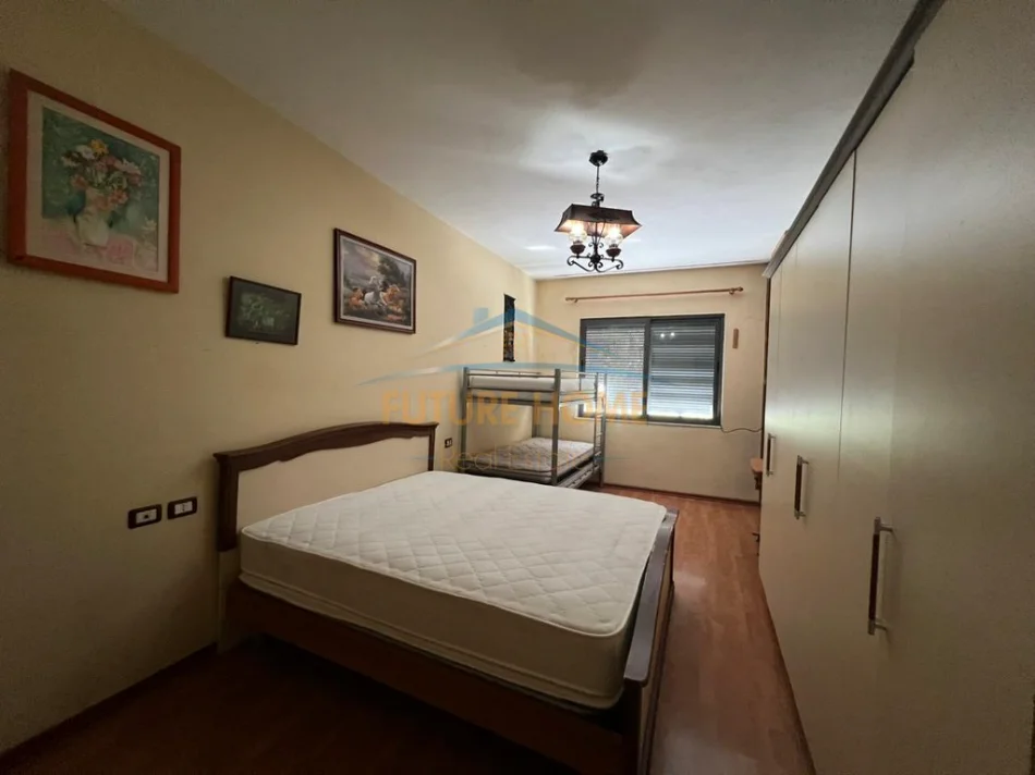 Tirane, jepet me qera apartament 2+1 Kati 3, 112 m² 500 € (Yzberisht)