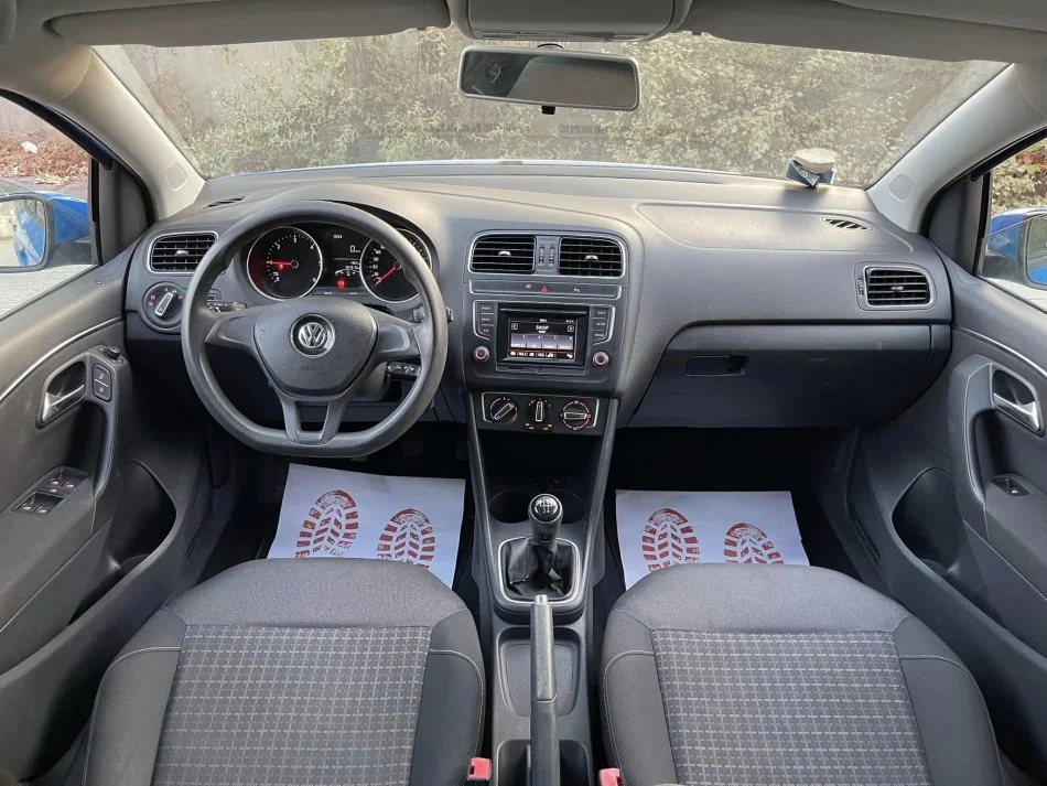 Tirane, shes makine VW POLO Nafte, blu manuale Klima 153.000 km 6.390 €