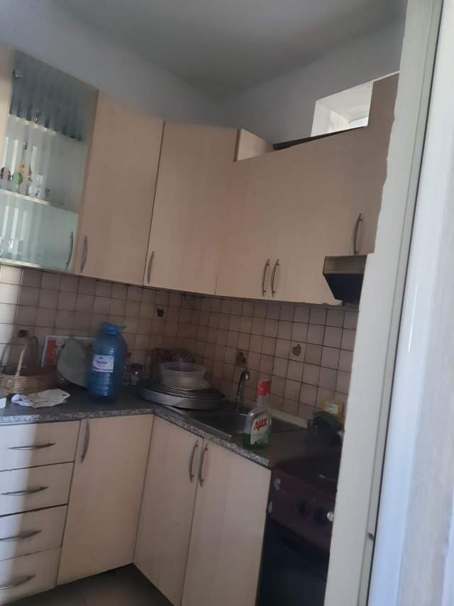 Tirane, jepet me qera apartament 1+1 Kati 3, 70 m² 25.000 Leke (Paskal Vodica)
