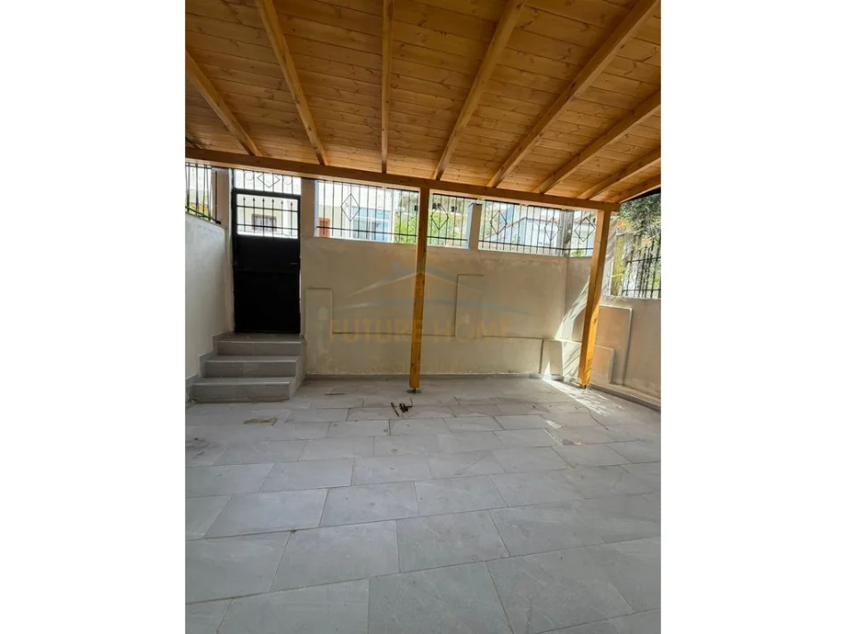 Durres, shitet apartament 1+1+Ballkon Kati 1, 89 m² 100.000 € 