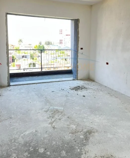 Tirane, shes apartament 3+1+Ballkon Kati 4, 131 m² 210.000 € (Kinoblock)