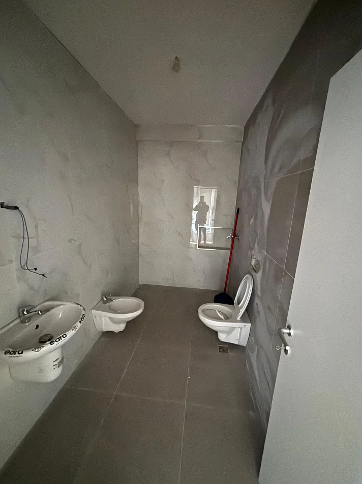 Tirane, shitet apartament 2+2 Kati 2, 111 m² (Rruga Jordan Misja)