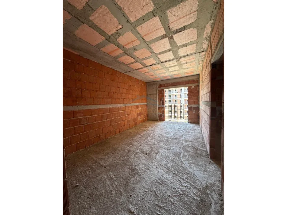 Tirane, shes apartament 1+1+Ballkon Kati 6, 61 m² 90.000 € (tirana entry)