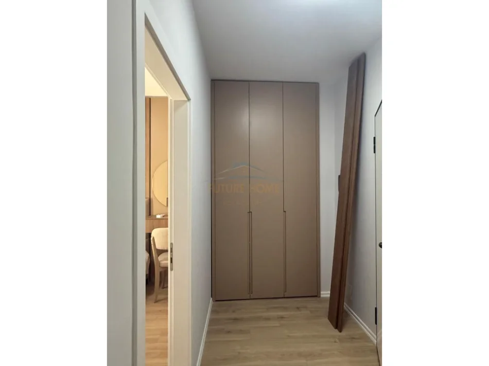 Tirane, jepet me qera apartament 1+1 Kati 7, 64 m² 7.000 € 