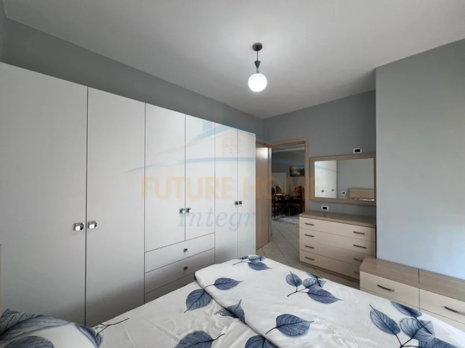 Tirane, jepet me qera apartament 2+1 Kati 6, 71 m² 598 € (Ish tregu elektrik)