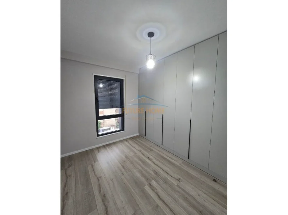 Tirane, shitet apartament 2+1 Kati 4, 103 m² 250.000 € (GREEN HARMONY PORCELAN)