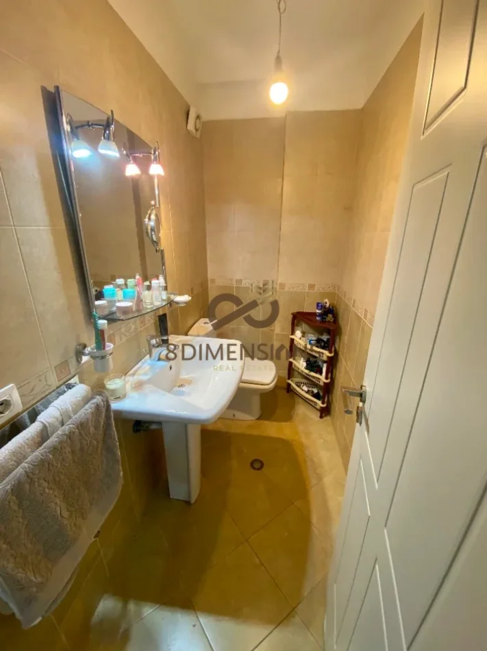 Tirane, shitet apartament 2+1+Ballkon Kati 3, 116 m² 165.000 € (yzberisht)