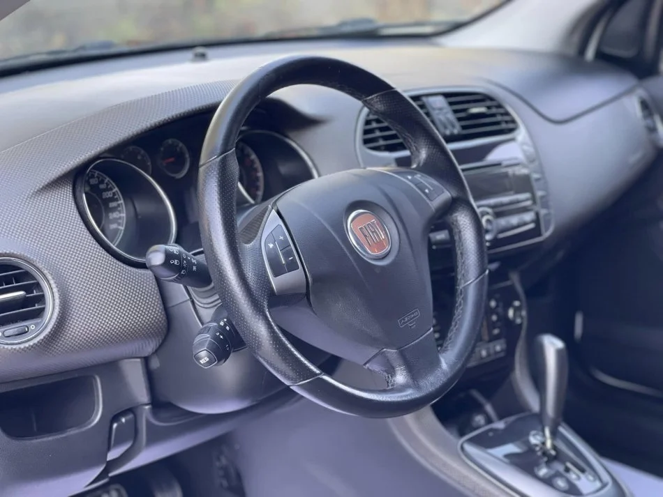 Tirane, shes makine FIAT BRAVO Benzin, e bardhë Klima 130.999 km 4.200 €