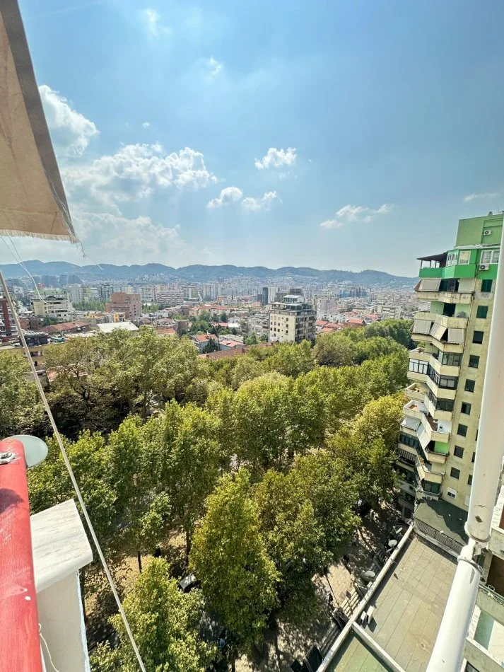 Tirane, jepet me qera apartament 1+1 Kati 12, 76 m² 900 € (Ish Ekspozita)