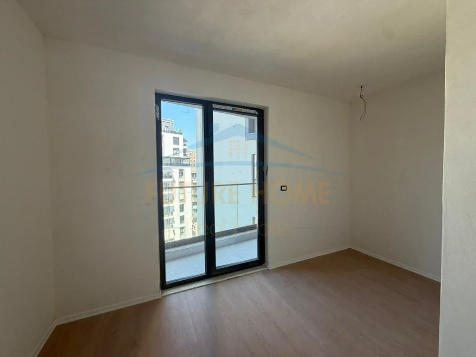 Tirane, shitet apartament 2+1 Kati 7, 98 m² 183.000 € (ISH FUSHA E AVIACIONIT)