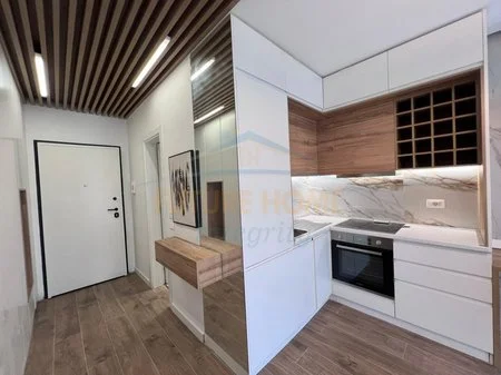 Tirane, shitet apartament 1+1 Kati 2, 34 m² 95.000 € (RRUGA E DIBRES)