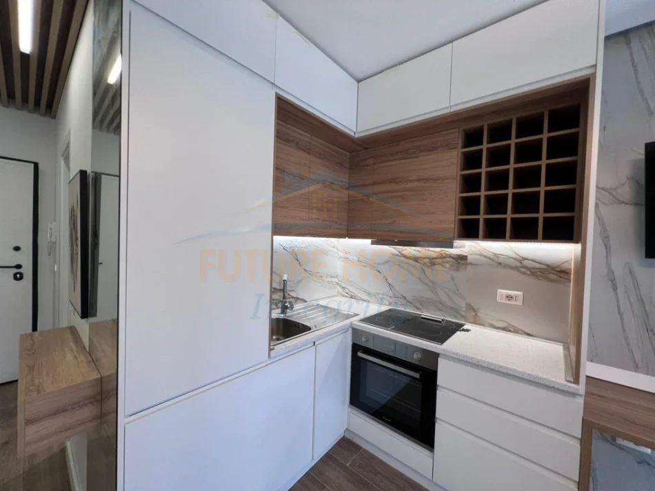Tirane, Qera, Garsoniere, Kati 2, 34 m² 370 € (Rruga e Dibrës) Prane Klinikes Ortodokse