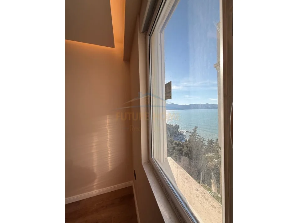 Tirane, shitet apartament 1+1+Ballkon Kati 3, 66 m² 165.000 € (UJTI I FTOHTE , VLORE)