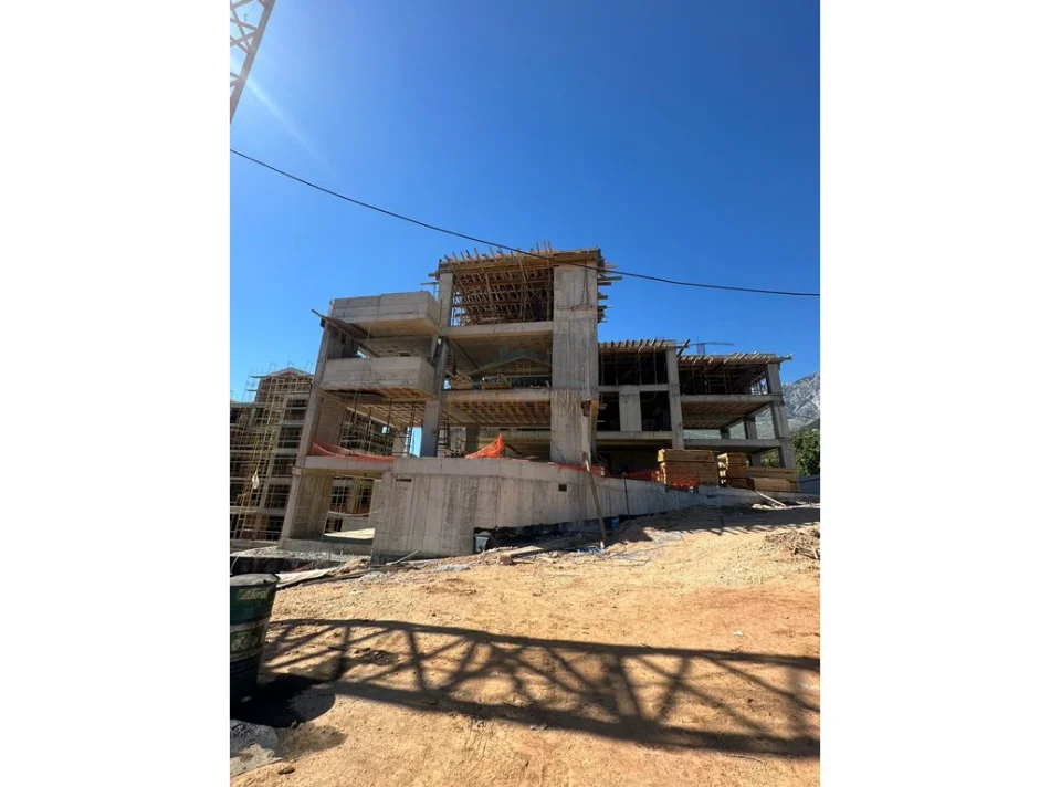 Vlore, shitet apartament 1+1 Kati 2, 79 m² 199.000 € (Dhermi)
