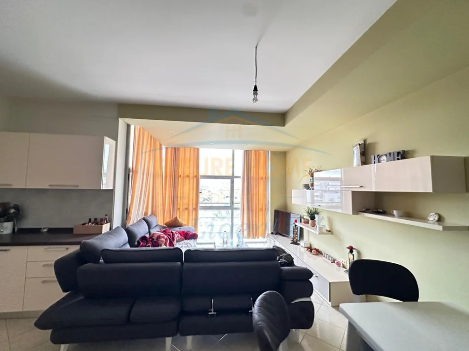 Tirane, shitet apartament 2+1 Kati 7, 106 m² 160.000 € (Unaza e Re)